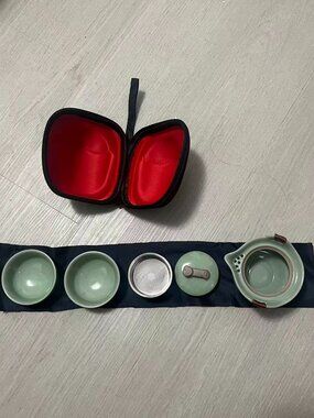 Travel Ceramic Tea Pot Set - NEW!